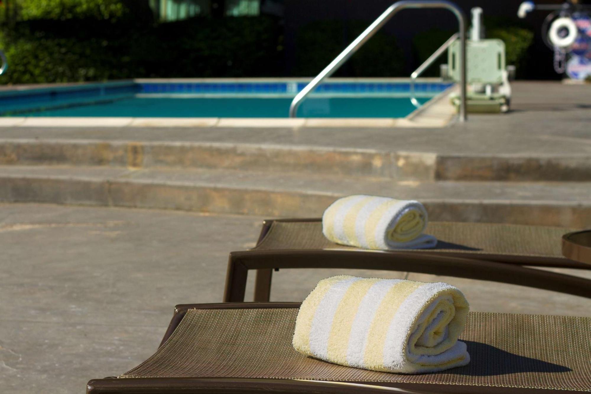 Doubletree By Hilton Orange County Airport Hotell Santa Ana Eksteriør bilde