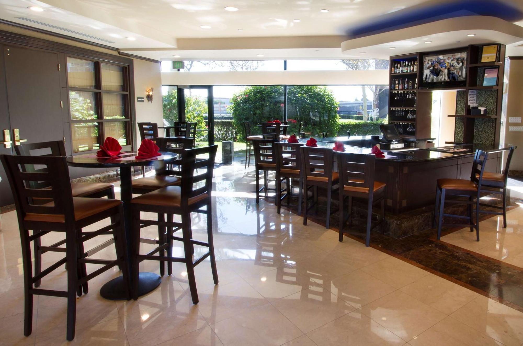 Doubletree By Hilton Orange County Airport Hotell Santa Ana Eksteriør bilde