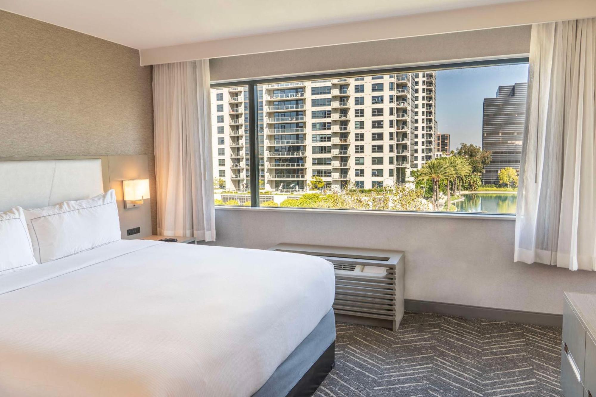 Doubletree By Hilton Orange County Airport Hotell Santa Ana Eksteriør bilde